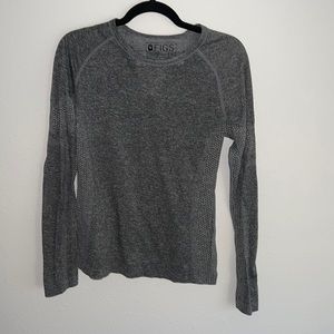 FIGS seamless grey under scrub